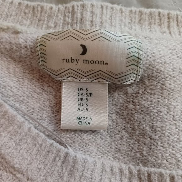 Ruby Moon Two-Toned Gray Crop Sweater | Small | Trendy Varsity Sleeves - Picture 5 of 5